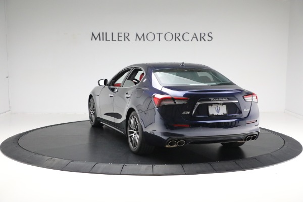 Used 2021 Maserati Ghibli SQ4 GranLusso for sale Sold at Alfa Romeo of Westport in Westport CT 06880 10