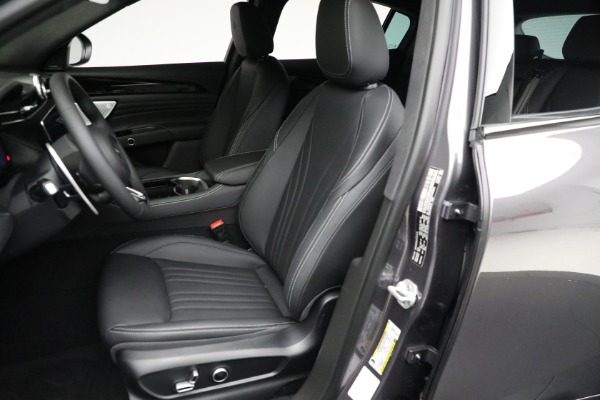 New 2024 Maserati Grecale GT for sale $58,900 at Alfa Romeo of Westport in Westport CT 06880 28