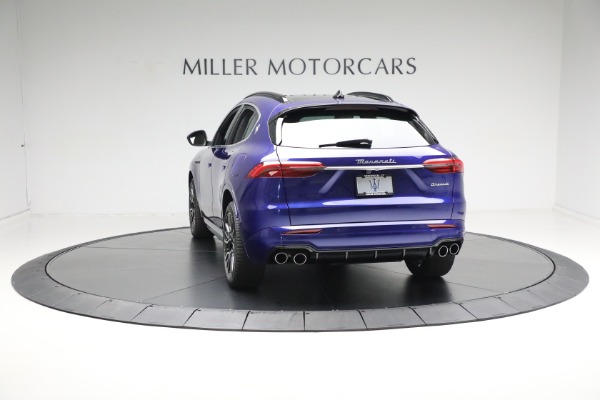 New 2024 Maserati Grecale GT for sale $61,900 at Alfa Romeo of Westport in Westport CT 06880 11