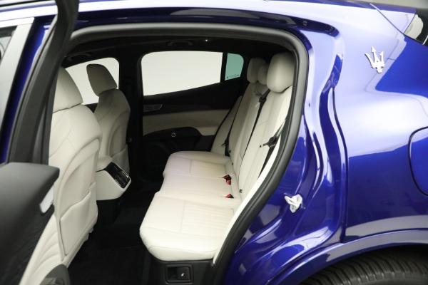 New 2024 Maserati Grecale GT for sale $61,900 at Alfa Romeo of Westport in Westport CT 06880 28