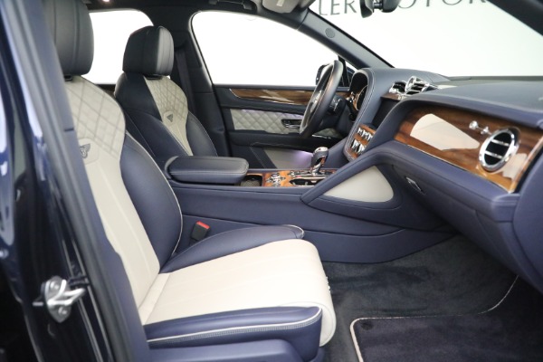 Used 2021 Bentley Bentayga V8 for sale Sold at Alfa Romeo of Westport in Westport CT 06880 19