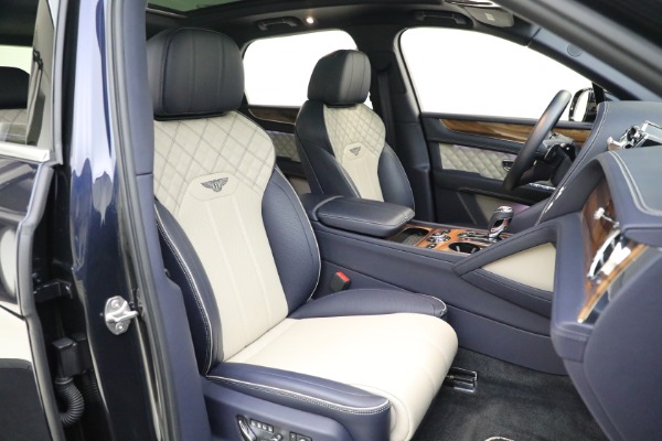Used 2021 Bentley Bentayga V8 for sale Sold at Alfa Romeo of Westport in Westport CT 06880 20
