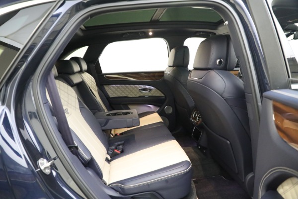 Used 2021 Bentley Bentayga V8 for sale Sold at Alfa Romeo of Westport in Westport CT 06880 23