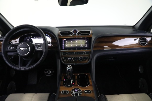 Used 2021 Bentley Bentayga V8 for sale Sold at Alfa Romeo of Westport in Westport CT 06880 26