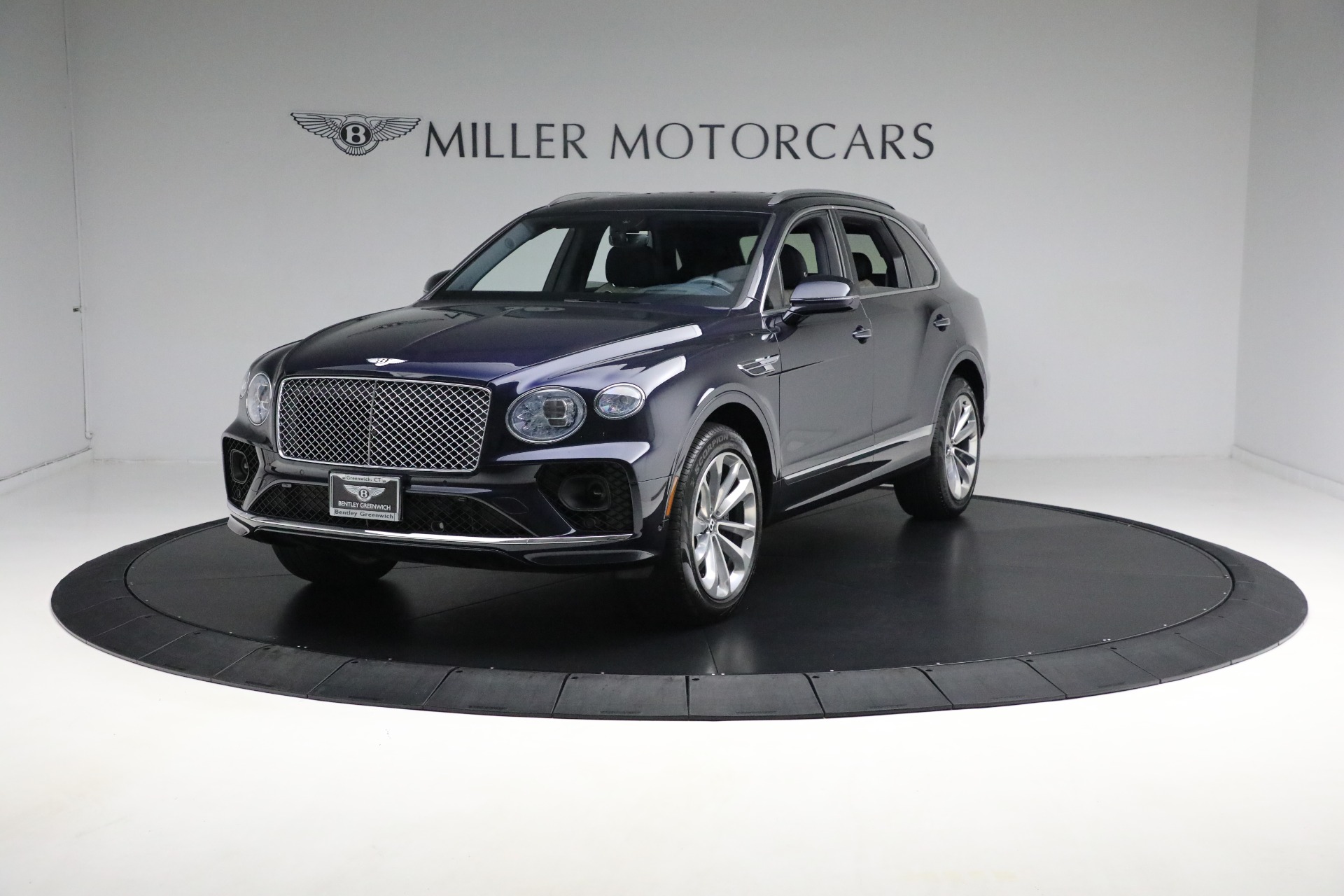 Used 2021 Bentley Bentayga V8 for sale Sold at Alfa Romeo of Westport in Westport CT 06880 1