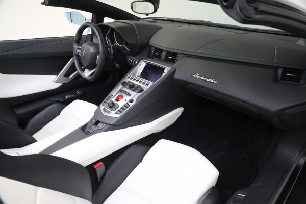 Used 2013 Lamborghini Aventador LP 700-4 for sale Sold at Alfa Romeo of Westport in Westport CT 06880 20