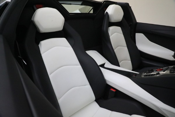 Used 2013 Lamborghini Aventador LP 700-4 for sale Sold at Alfa Romeo of Westport in Westport CT 06880 22