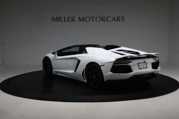 Used 2013 Lamborghini Aventador LP 700-4 for sale Sold at Alfa Romeo of Westport in Westport CT 06880 5