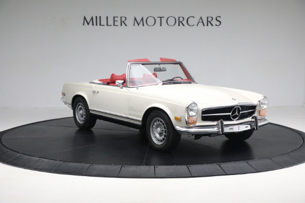Used 1970 Mercedes-Benz 280 SL for sale Sold at Alfa Romeo of Westport in Westport CT 06880 12