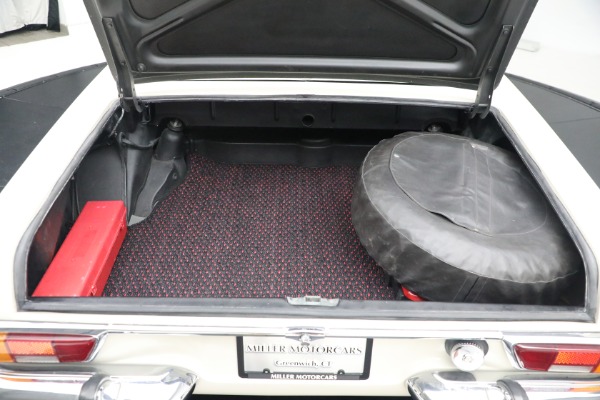 Used 1970 Mercedes-Benz 280 SL for sale Sold at Alfa Romeo of Westport in Westport CT 06880 27