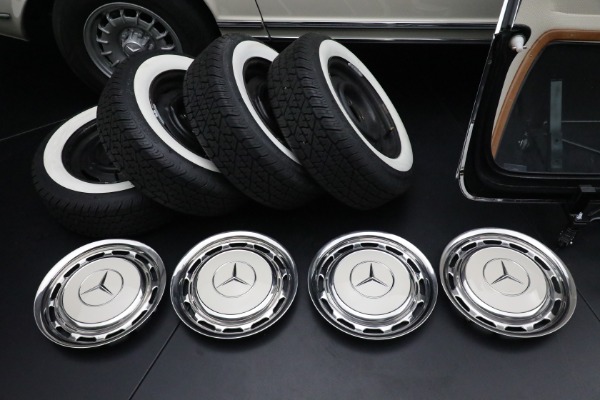 Used 1970 Mercedes-Benz 280 SL for sale Sold at Alfa Romeo of Westport in Westport CT 06880 4