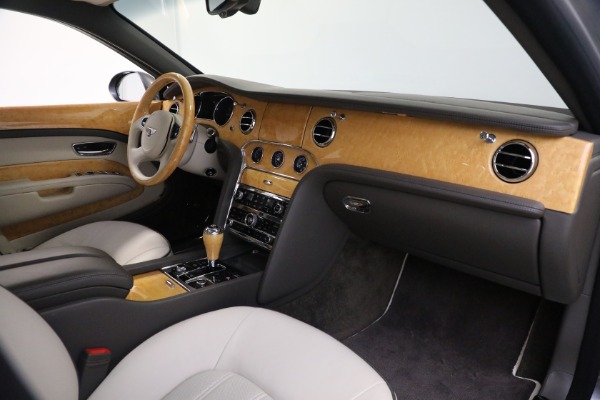 Used 2013 Bentley Mulsanne for sale Sold at Alfa Romeo of Westport in Westport CT 06880 21