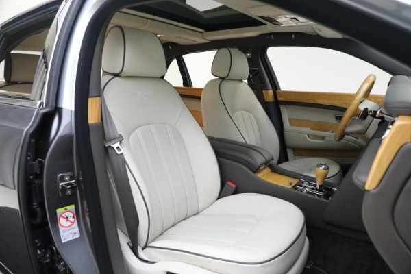 Used 2013 Bentley Mulsanne for sale Sold at Alfa Romeo of Westport in Westport CT 06880 23