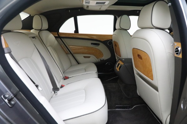 Used 2013 Bentley Mulsanne for sale Sold at Alfa Romeo of Westport in Westport CT 06880 26