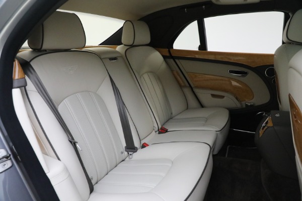 Used 2013 Bentley Mulsanne for sale Sold at Alfa Romeo of Westport in Westport CT 06880 27