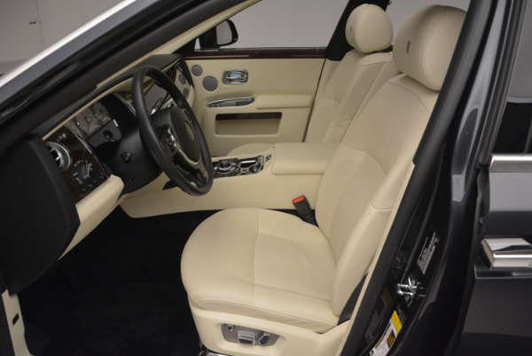 Used 2013 Rolls-Royce Ghost for sale Sold at Alfa Romeo of Westport in Westport CT 06880 24