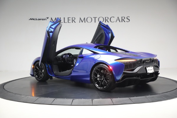 New 2025 McLaren Artura for sale Sold at Alfa Romeo of Westport in Westport CT 06880 14