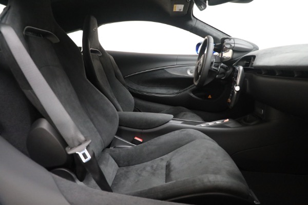 New 2025 McLaren Artura for sale Sold at Alfa Romeo of Westport in Westport CT 06880 19