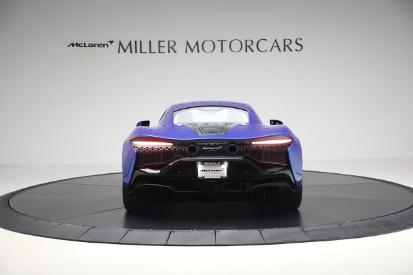 New 2025 McLaren Artura for sale Sold at Alfa Romeo of Westport in Westport CT 06880 6
