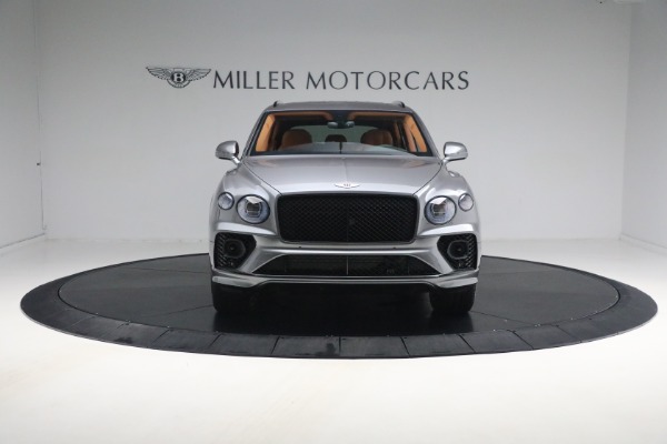 Used 2023 Bentley Bentayga Azure Hybrid for sale $159,900 at Alfa Romeo of Westport in Westport CT 06880 15