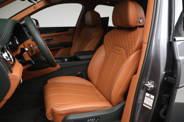 Used 2023 Bentley Bentayga Azure Hybrid for sale $159,900 at Alfa Romeo of Westport in Westport CT 06880 25