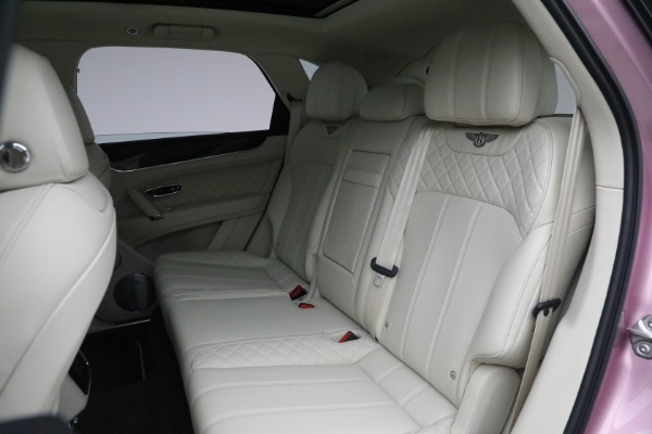 Used 2019 Bentley Bentayga V8 for sale Sold at Alfa Romeo of Westport in Westport CT 06880 25