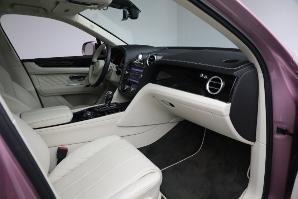 Used 2019 Bentley Bentayga V8 for sale Sold at Alfa Romeo of Westport in Westport CT 06880 28