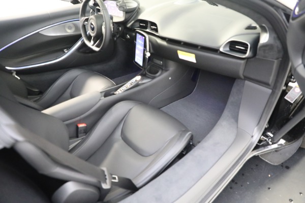 Used 2025 McLaren Artura TechLux for sale $227,900 at Alfa Romeo of Westport in Westport CT 06880 23