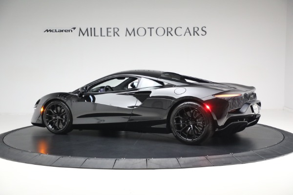 Used 2025 McLaren Artura TechLux for sale $227,900 at Alfa Romeo of Westport in Westport CT 06880 4