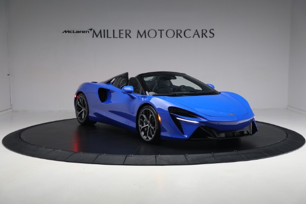 New 2025 McLaren Artura Spider Performance for sale $329,718 at Alfa Romeo of Westport in Westport CT 06880 11