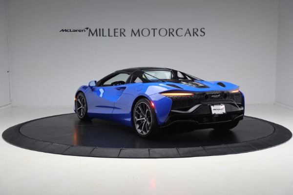 New 2025 McLaren Artura Spider Performance for sale $329,718 at Alfa Romeo of Westport in Westport CT 06880 18