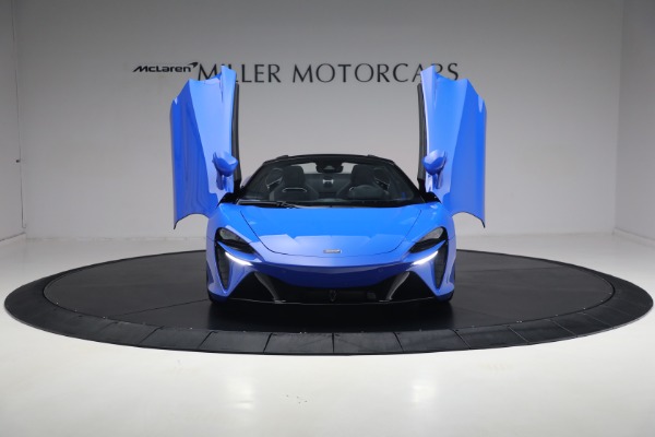 New 2025 McLaren Artura Spider Performance for sale $329,718 at Alfa Romeo of Westport in Westport CT 06880 25
