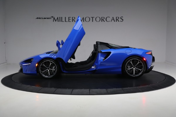 New 2025 McLaren Artura Spider Performance for sale $329,718 at Alfa Romeo of Westport in Westport CT 06880 27