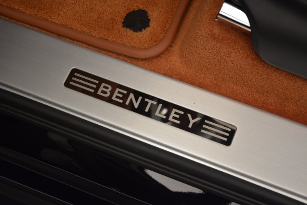 Used 2017 Bentley Bentayga for sale Sold at Alfa Romeo of Westport in Westport CT 06880 27