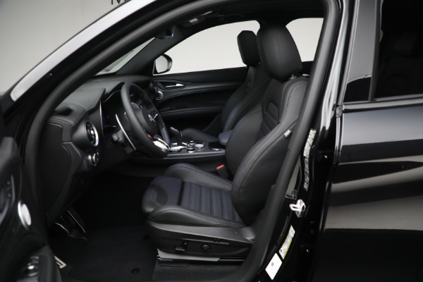 New 2024 Alfa Romeo Stelvio Quadrifoglio for sale $94,570 at Alfa Romeo of Westport in Westport CT 06880 27
