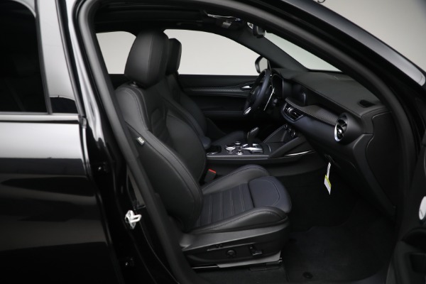 New 2024 Alfa Romeo Stelvio Quadrifoglio for sale $94,570 at Alfa Romeo of Westport in Westport CT 06880 28