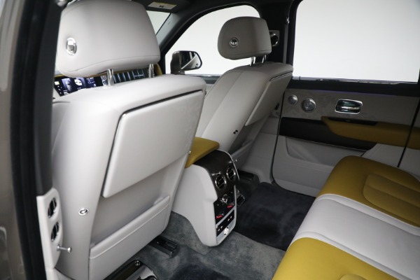 Used 2025 Rolls-Royce Cullinan for sale Sold at Alfa Romeo of Westport in Westport CT 06880 25