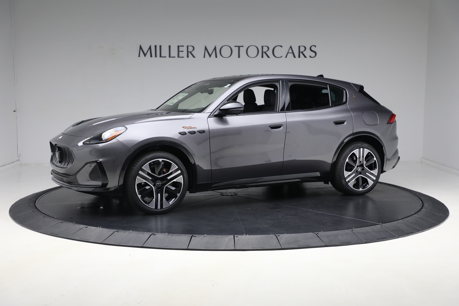 New 2025 Maserati Grecale Folgore - Fully Electric Vehicle for sale Sold at Alfa Romeo of Westport in Westport CT 06880 1