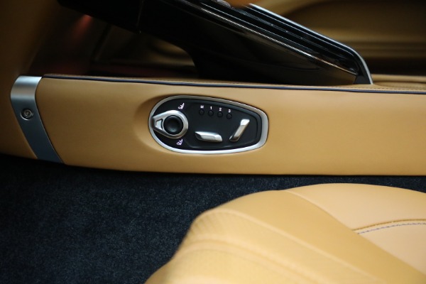 New 2025 Aston Martin Vantage for sale Sold at Alfa Romeo of Westport in Westport CT 06880 20
