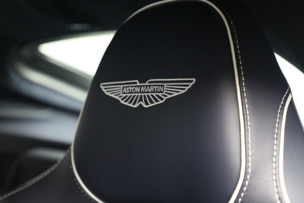 New 2025 Aston Martin Vantage for sale Sold at Alfa Romeo of Westport in Westport CT 06880 19