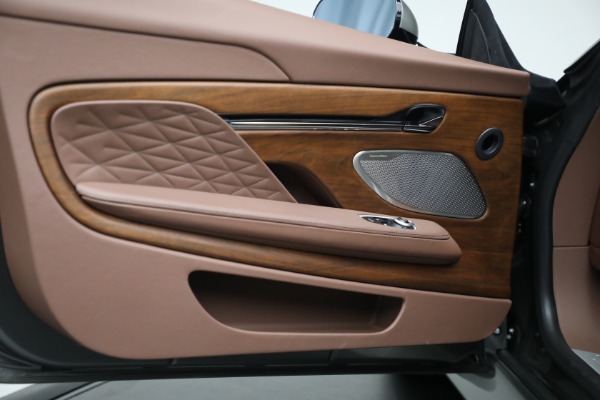 Used 2025 Aston Martin DB12 V8 for sale $245,900 at Alfa Romeo of Westport in Westport CT 06880 13