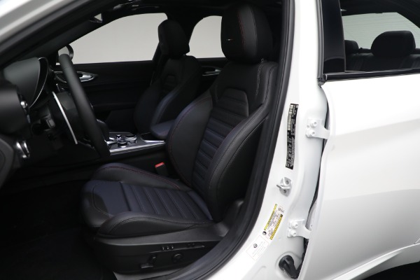 New 2025 Alfa Romeo Giulia Tributo Italiano for sale Sold at Alfa Romeo of Westport in Westport CT 06880 25