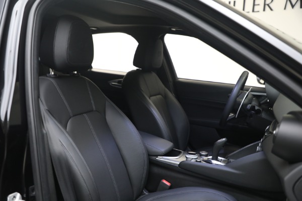 New 2025 Alfa Romeo Giulia Sprint for sale Sold at Alfa Romeo of Westport in Westport CT 06880 16