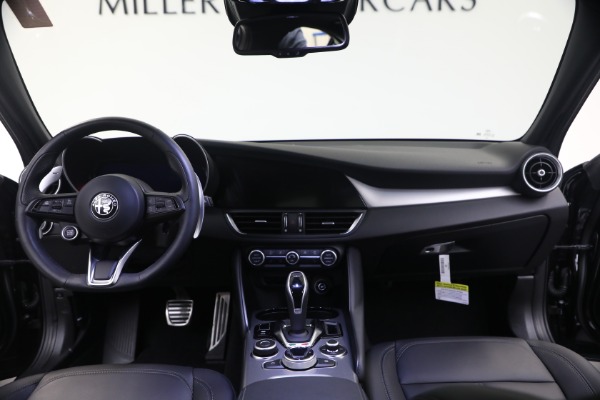 New 2025 Alfa Romeo Giulia Sprint for sale Sold at Alfa Romeo of Westport in Westport CT 06880 21