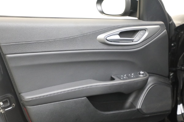 New 2025 Alfa Romeo Giulia Sprint for sale Sold at Alfa Romeo of Westport in Westport CT 06880 24