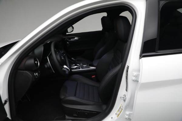 New 2025 Alfa Romeo Giulia Tributo Italiano for sale Sold at Alfa Romeo of Westport in Westport CT 06880 25