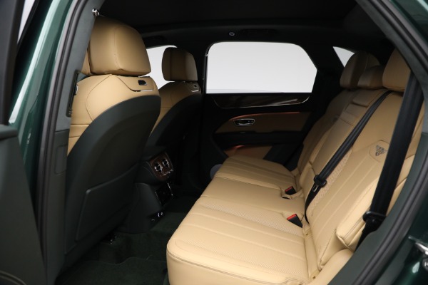New 2025 Bentley Bentayga V8 for sale Sold at Alfa Romeo of Westport in Westport CT 06880 21