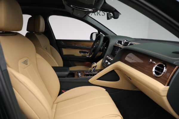 New 2025 Bentley Bentayga V8 for sale Sold at Alfa Romeo of Westport in Westport CT 06880 25