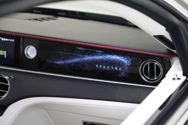 Used 2025 Rolls-Royce Spectre for sale $409,900 at Alfa Romeo of Westport in Westport CT 06880 23
