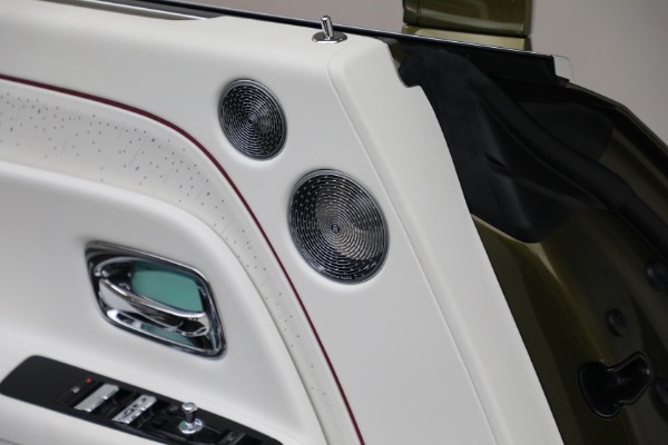 Used 2025 Rolls-Royce Spectre for sale $409,900 at Alfa Romeo of Westport in Westport CT 06880 26